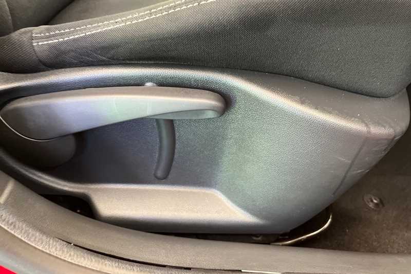 Used Renault Clio for sale - 77348741: Photo 26