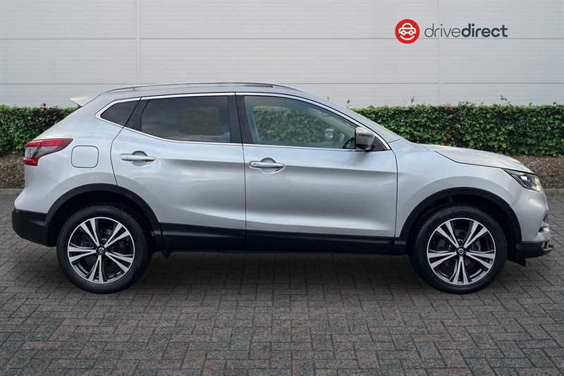 Used Nissan Qashqai 2018 for sale - 76956802: Photo 2