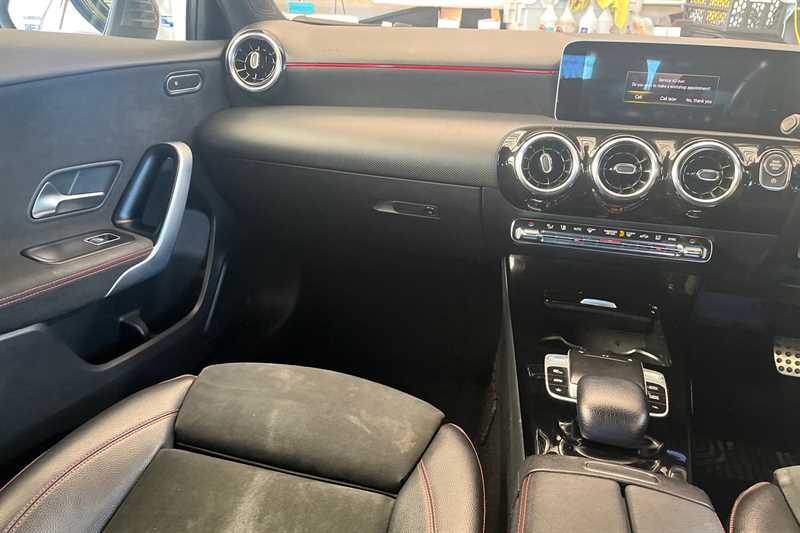 Used Mercedes-Benz A-Class 2018 for sale - 76732635: Photo 14