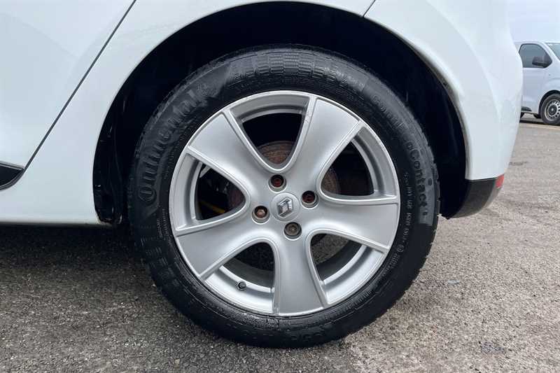 Used Renault Clio 2015 for sale - 77900315: Photo 10