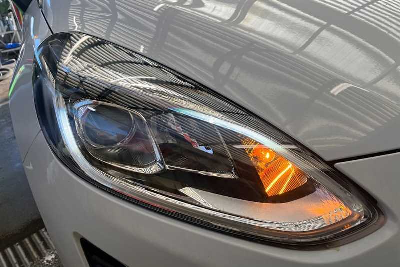 Used Ford Fiesta 2018 for sale - 76648390: Photo 28