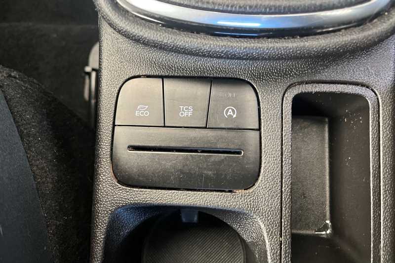 Used Ford Fiesta 2018 for sale - 76648390: Photo 38