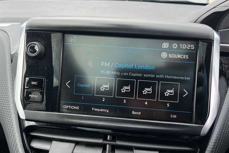 Used Peugeot 2008 2019 for sale - 78051053: Photo 17