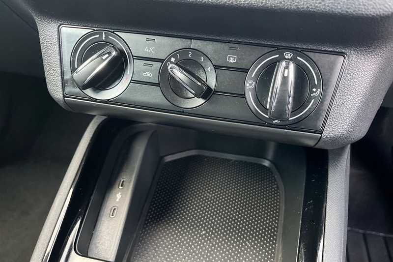 Used Skoda Kamiq for sale - 76462828: Photo 15