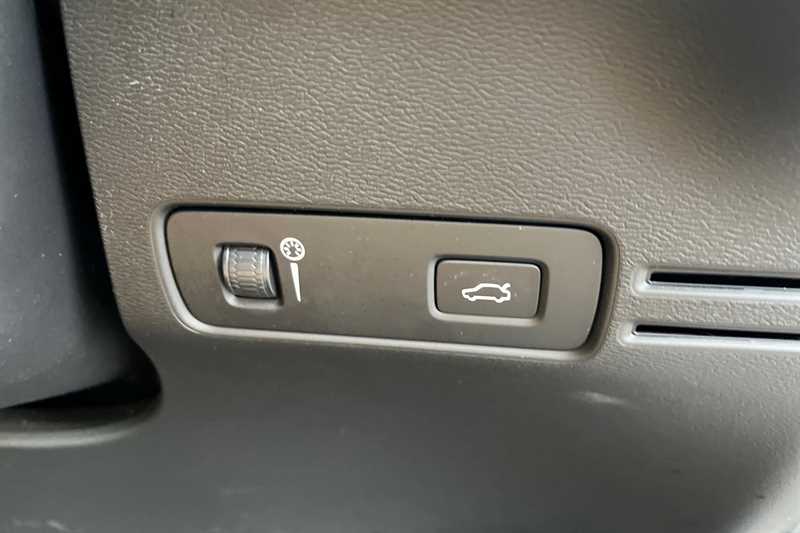 Used Volvo XC40 2021 for sale - 77310180: Photo 36