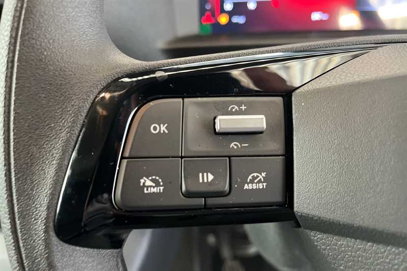 Used Vauxhall Vivaro 2024 for sale - 76852559: Photo 21