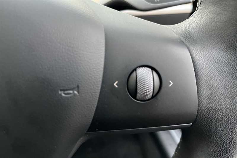 Used Tesla Model 3 2021 for sale - 76747033: Photo 22