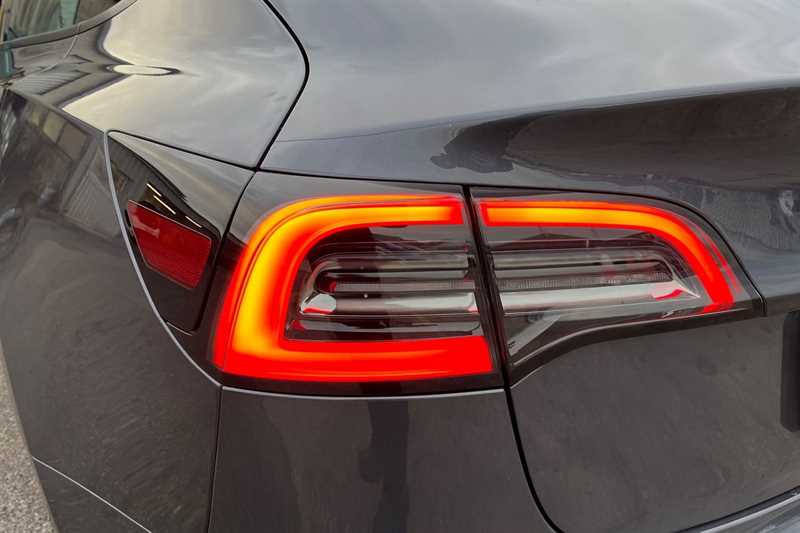 Used Tesla Model 3 2021 for sale - 76747033: Photo 31