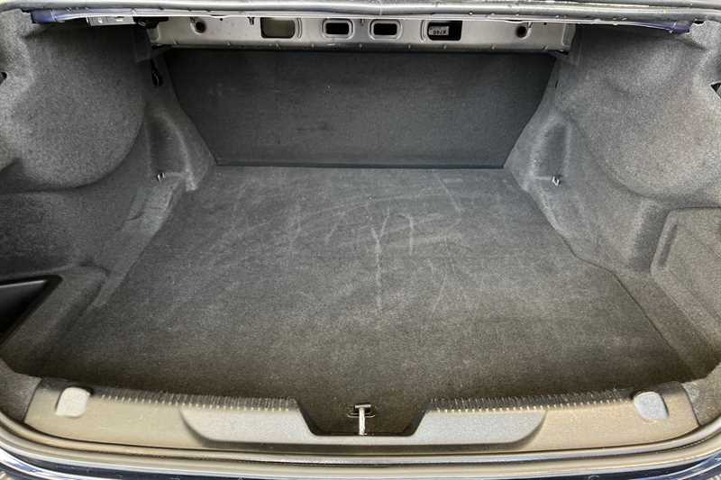 Used Jaguar XE 2016 for sale - 77480941: Photo 25