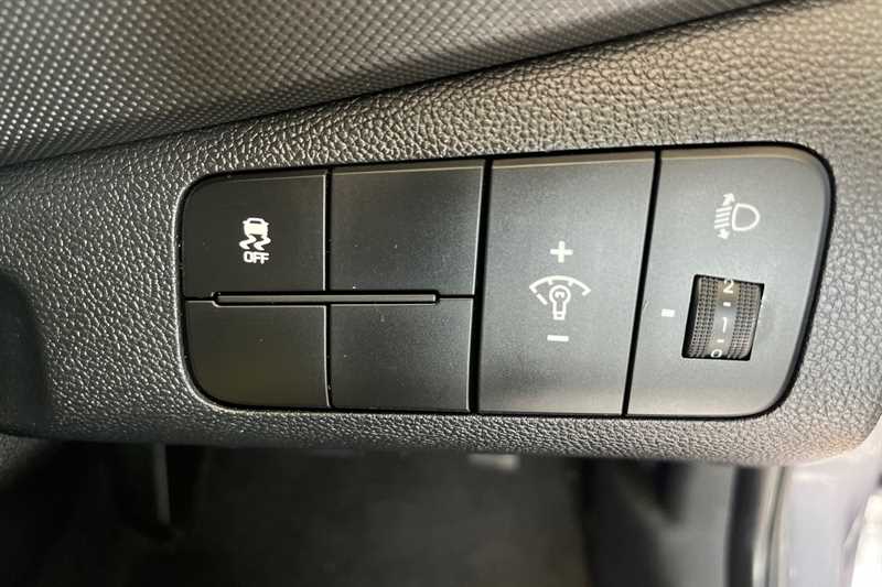 Used Hyundai i10 2019 for sale - 76503963: Photo 36