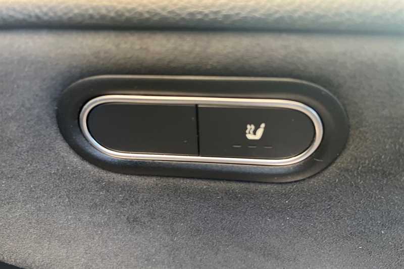 Used Mercedes-Benz A-Class 2018 for sale - 76943639: Photo 38