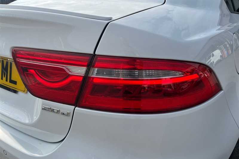 Used Jaguar XE 2018 for sale - 77900144: Photo 32