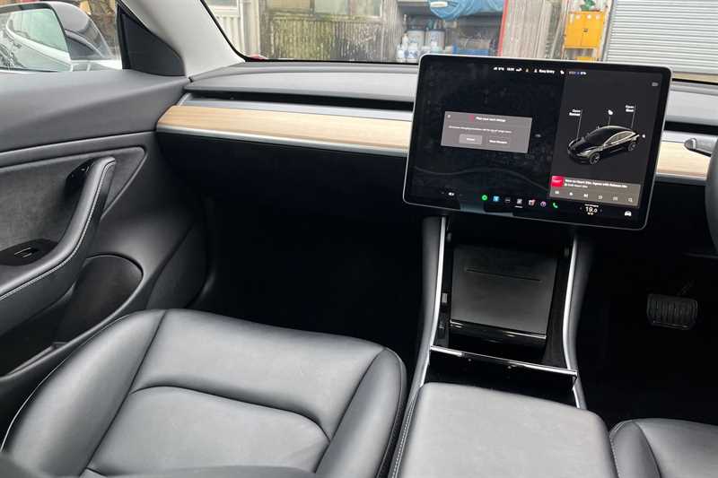 Used Tesla Model 3 2019 for sale - 77473803: Photo 14