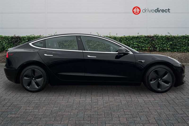 Used Tesla Model 3 2019 for sale - 77473803: Photo 2