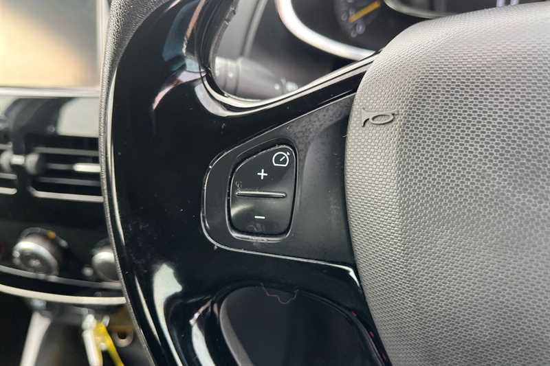 Used Renault Clio 2015 for sale - 77944929: Photo 21