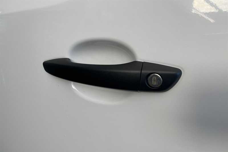 Used Vauxhall Vivaro for sale - 78130419: Photo 34