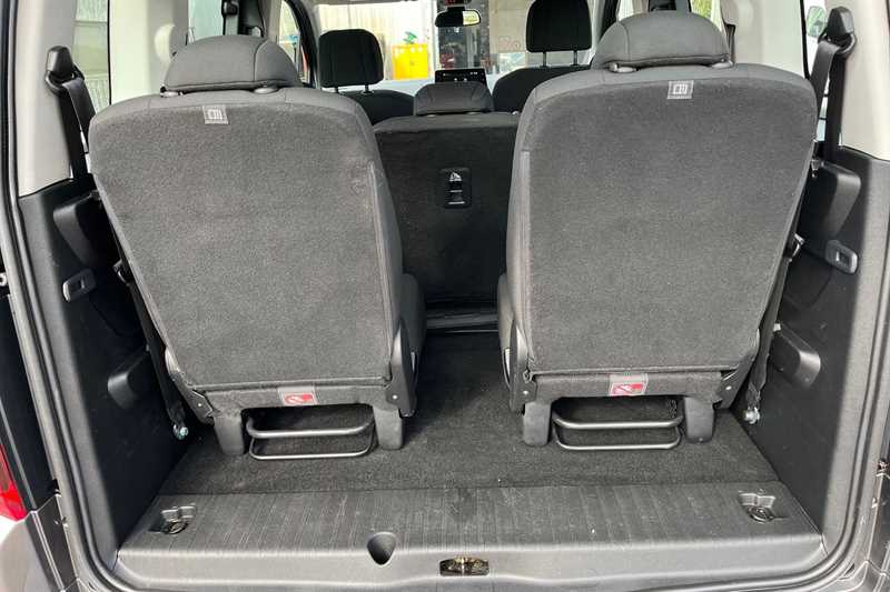 Used Vauxhall Combo Life 2019 for sale - 76448934: Photo 25
