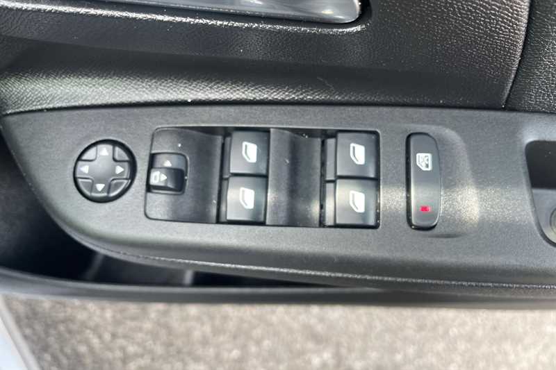 Used Vauxhall Corsa for sale - 78130809: Photo 16