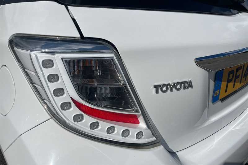 Used Toyota Yaris 2014 for sale - 78139100: Photo 31