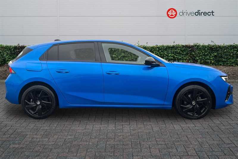 Used Vauxhall Astra 2024 for sale - 77322620: Photo 2