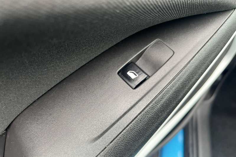 Used Vauxhall Crossland X 2020 for sale - 78221600: Photo 40