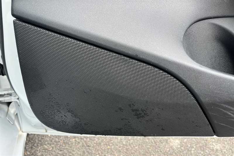 Used Tesla Model 3 2021 for sale - 76449099: Photo 27