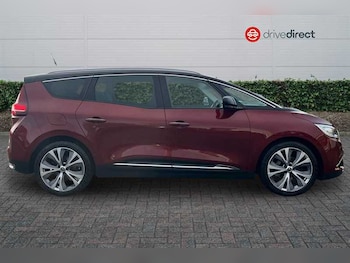 Used Renault Grand Scenic 2019 for sale - 76552648: Photo
