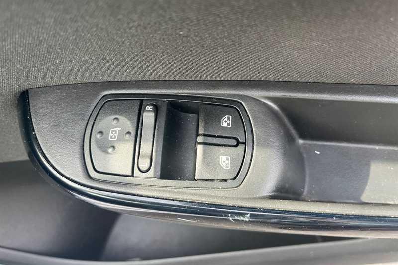 Used Vauxhall Corsa 2018 for sale - 76016222: Photo 16