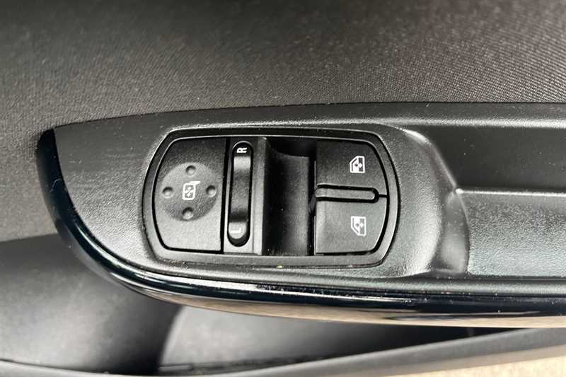 Used Vauxhall Corsa 2019 for sale - 78137965: Photo 16