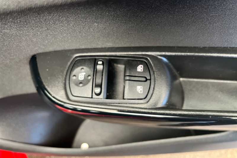 Used Vauxhall Corsa 2018 for sale - 78076455: Photo 16