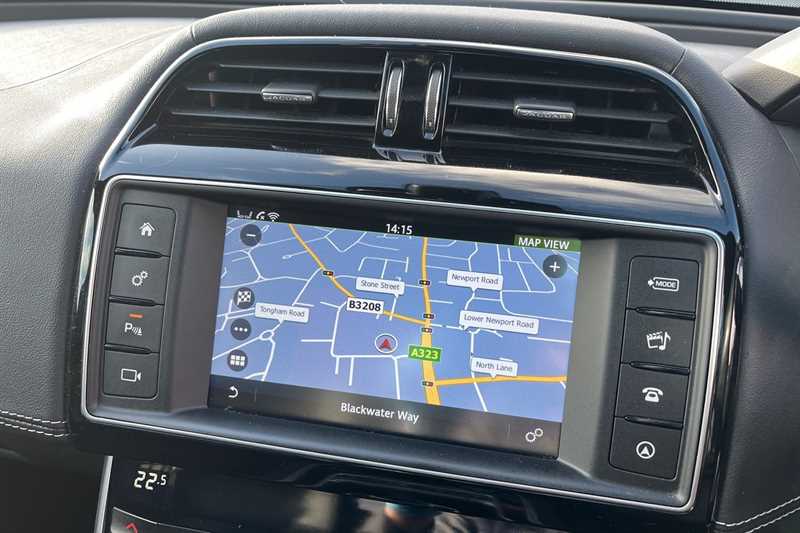 Used Jaguar XE 2016 for sale - 77402012: Photo 18