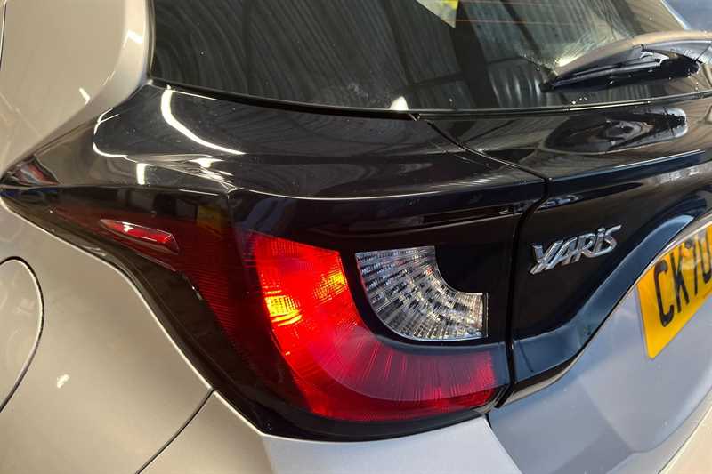 Used Toyota Yaris 2020 for sale - 77930307: Photo 31