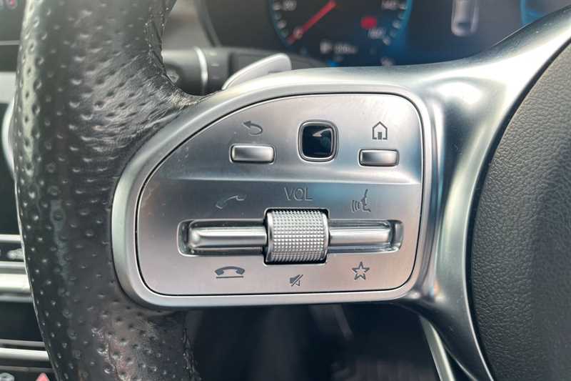 Used Mercedes-Benz C Class 2019 for sale - 78131033: Photo 21