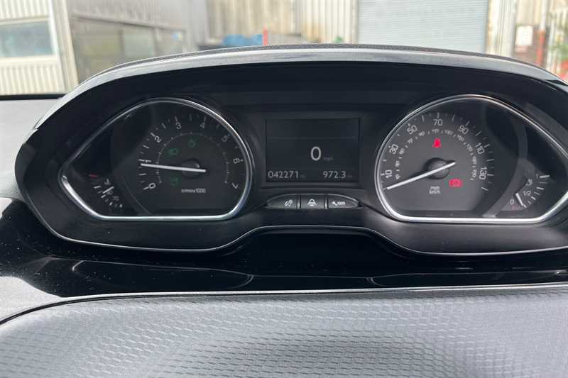 Used Peugeot 2008 2019 for sale - 78138299: Photo 20