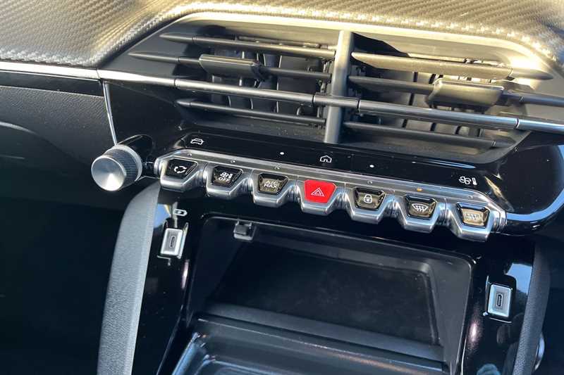 Used Peugeot 2008 2024 for sale - 77562253: Photo 15