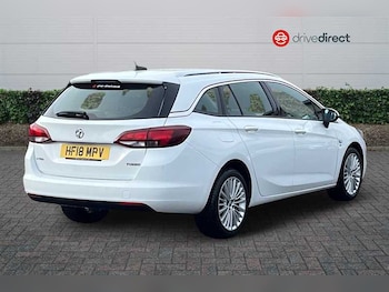 Used Vauxhall Astra 2018 for sale - 76444230: Photo