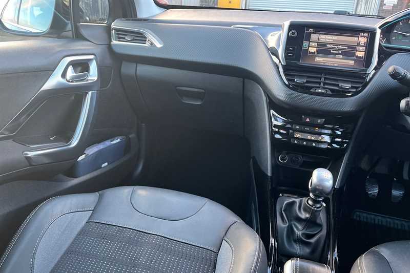 Used Peugeot 2008 for sale - 76705877: Photo 14