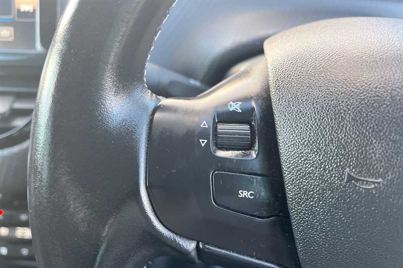 Used Peugeot 2008 for sale - 76705877: Photo 21