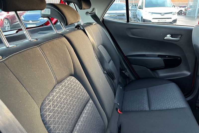 Used Kia Picanto 2020 for sale - 76903130: Photo 38