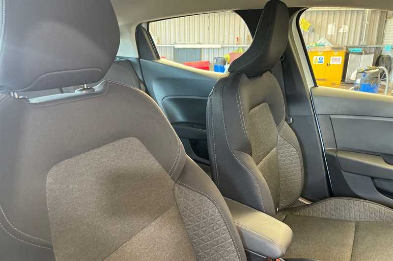 Used Renault Clio 2022 for sale - 77801525: Photo 23