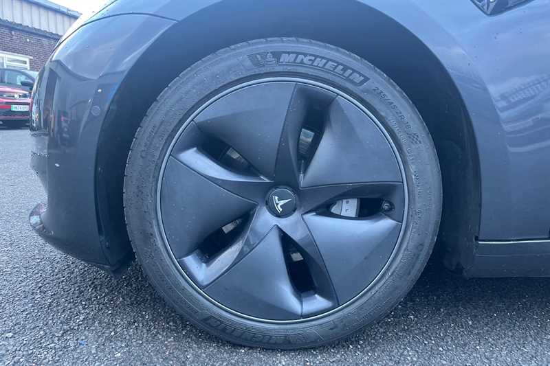 Used Tesla Model 3 2019 for sale - 77310250: Photo 9