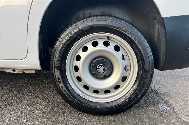 Used Vauxhall Combo 2024 for sale - 76876913: Photo 10