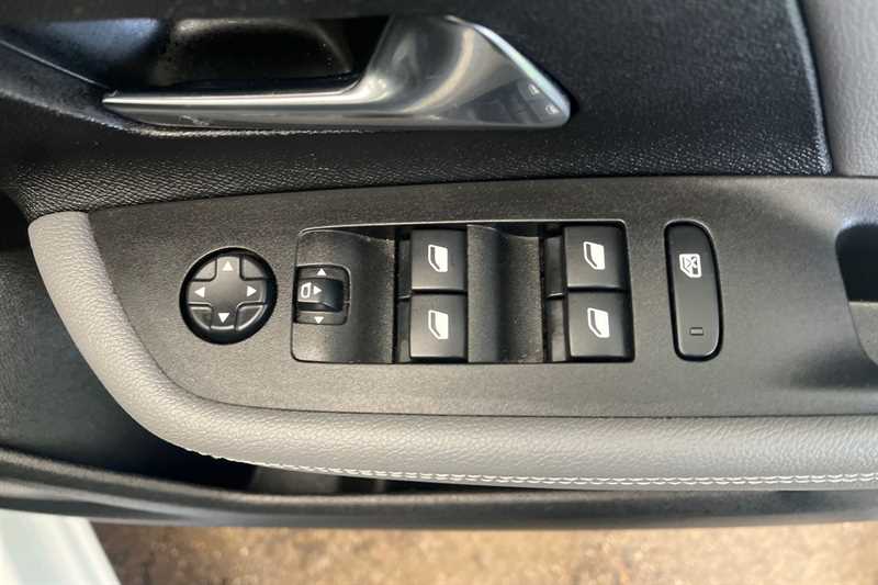 Used Vauxhall Mokka 2022 for sale - 76732764: Photo 16