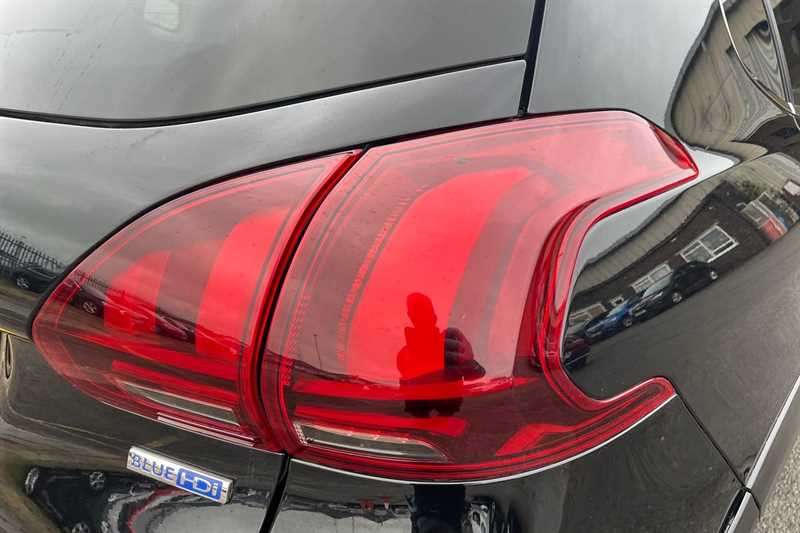 Used Peugeot 2008 2016 for sale - 76733554: Photo 32