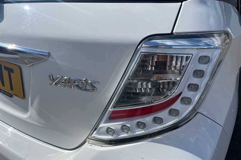 Used Toyota Yaris 2014 for sale - 78143047: Photo 32