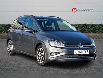 Used Volkswagen Golf SV 2019 for sale - 76503529: Photo