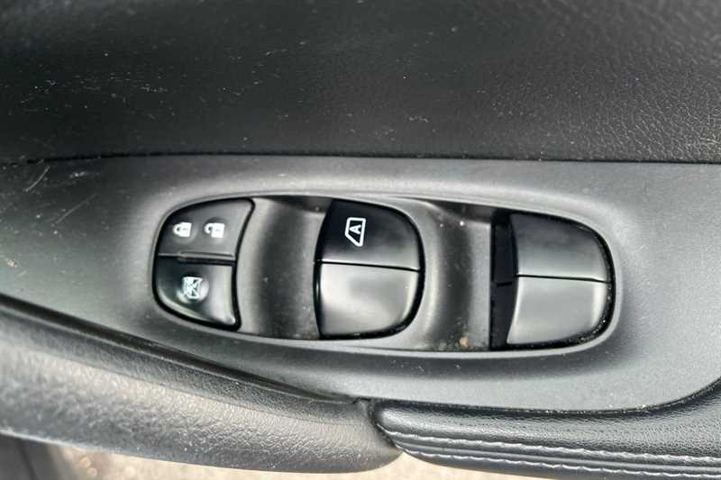 Used Nissan X-Trail 2018 for sale - 76448636: Photo 16