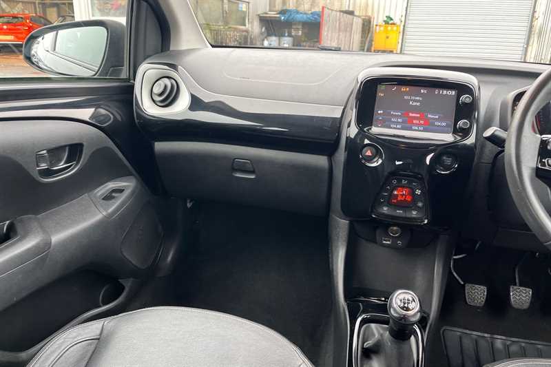 Used Toyota AYGO 2014 for sale - 76956869: Photo 14