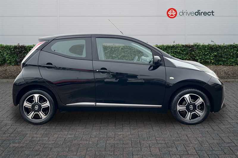 Used Toyota AYGO 2014 for sale - 76956869: Photo 2