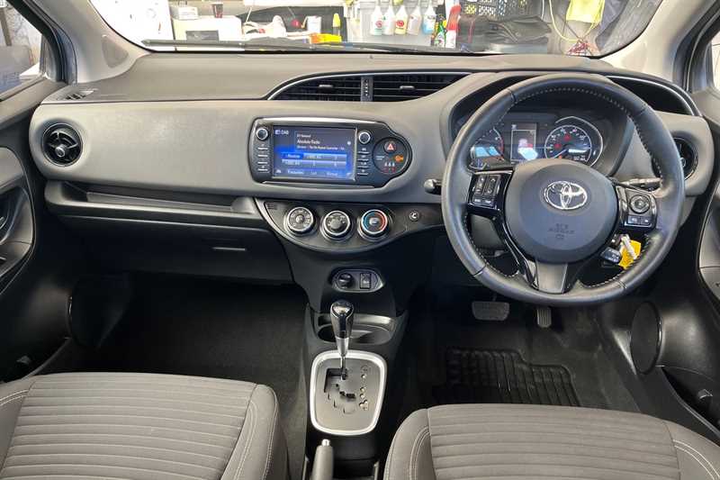 Used Toyota Yaris 2017 for sale - 78217665: Photo 13